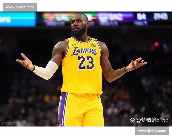 热火大战湖人巅峰对决再现NBA经典攻防较量赛场风云与巨星碰撞引爆全场